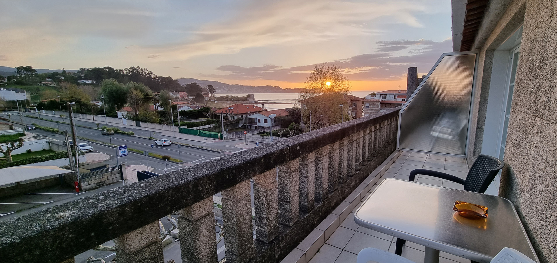 hotel sanxenxo playa encanto foxos hab familaires cab 1